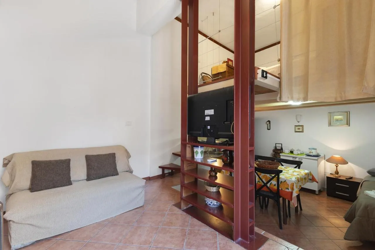 Casa Vacanza Helena Centro Storico Palermo 0*,