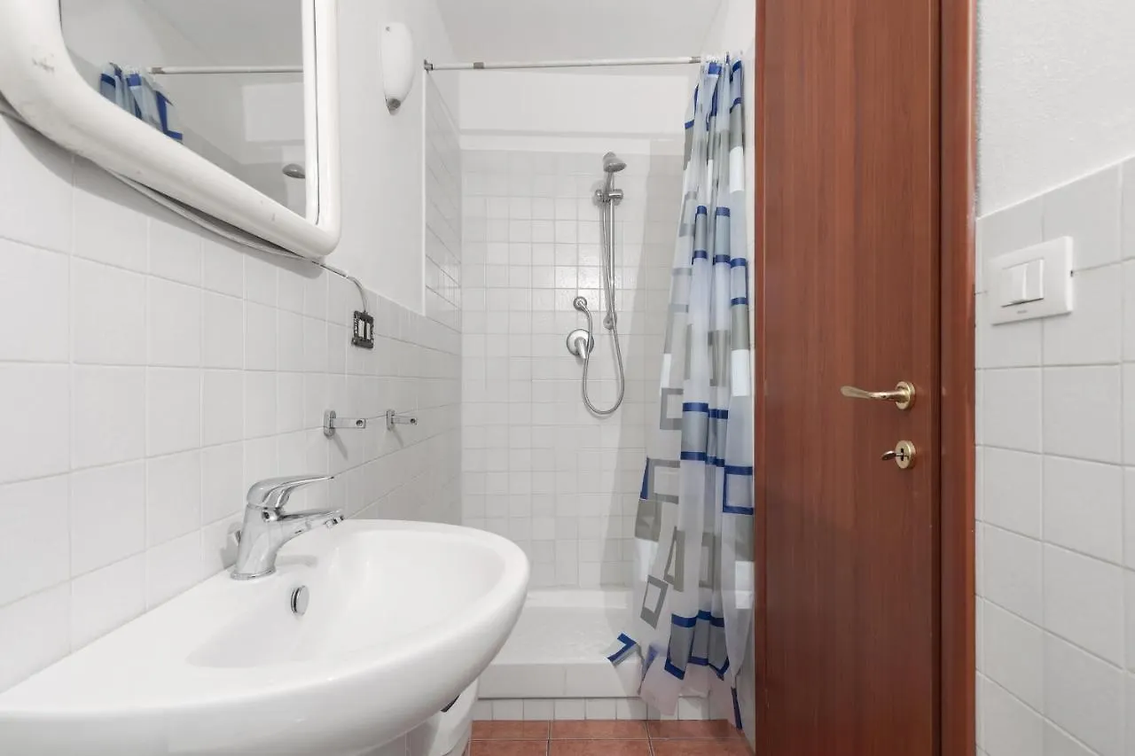 بيت للعطل باليرمو Casa Vacanza Helena Centro Storico